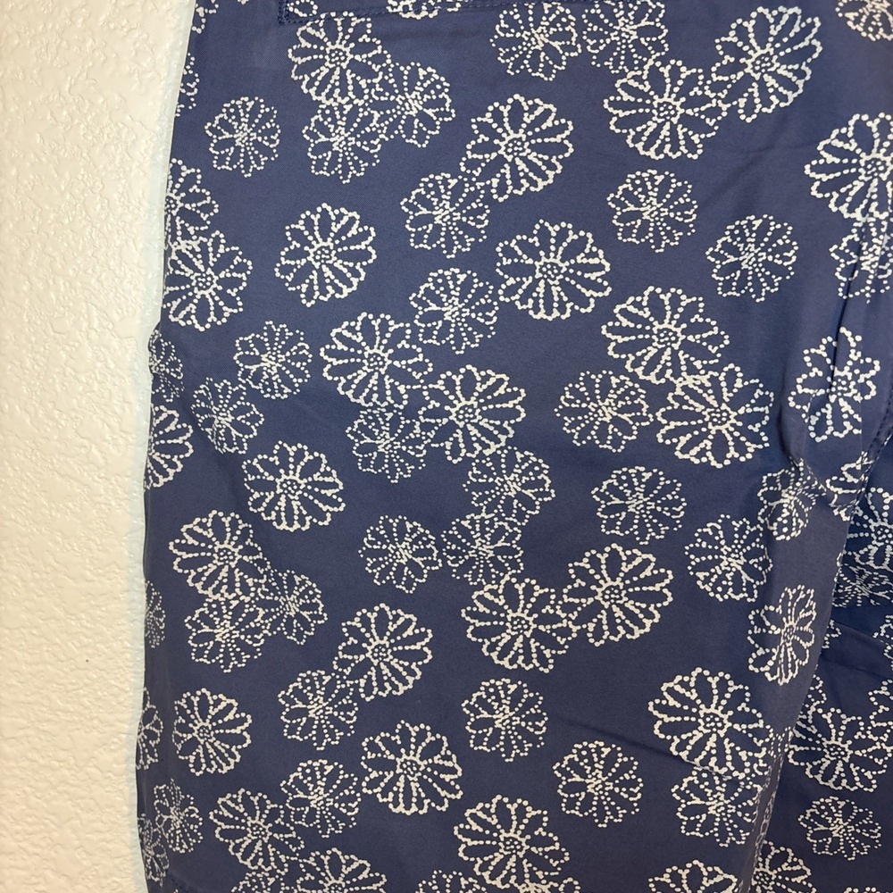 Levis Chino‎ Shorts Mens 36 Floral Lightweight 100 % Cotton - Picture 12 of 16